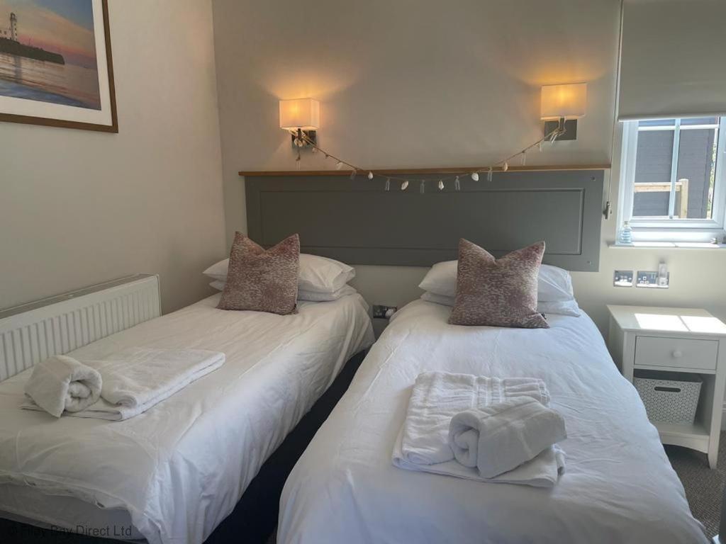 Lakeside Retreat At The Bay Filey, Sleeps 4, 2 Non-Shedding Dogs Welcome For Free Zewnętrze zdjęcie